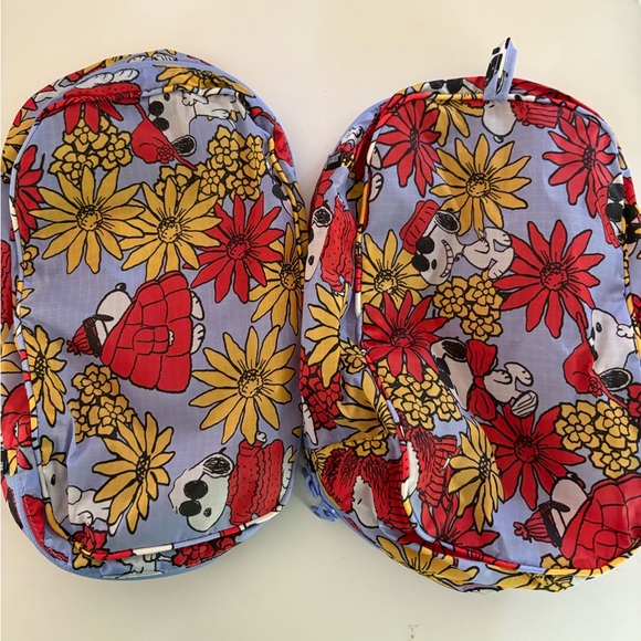 NWOT BAGGU Snoopy Packing Cubes- 2 Small Cubes - Picture 6 of 7